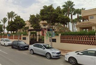 Piso  De cerrillos. Vive frente al campo de golf en playa serena