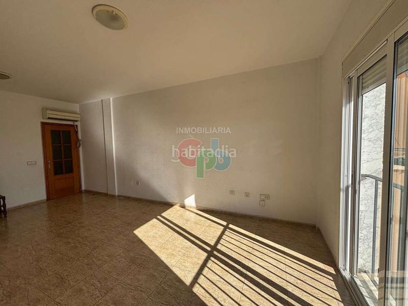 Foto dd1003f2-dccc-4208-a0eb-5d121d6f93cf. Pis a puebla de Vícar Vícar