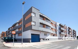 Aparcament cotxe a Almeria 2005 2. Se vende plaza de garaje en azur iii  las cabañuelas sur