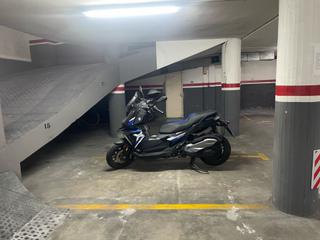 Parking coche  Travessera de dalt