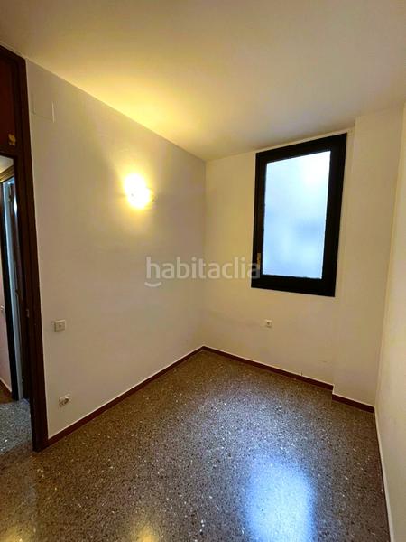 Foto 1208ec8a-777a-4320-8973-710c421208b3. Piso en Sants Barcelona