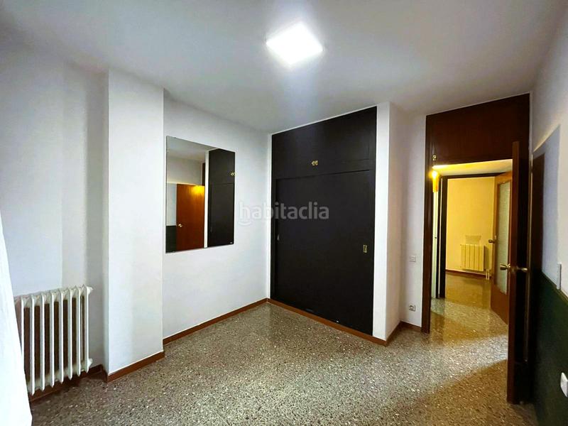 Foto b5028aa1-d659-484d-bcb8-be07b126e639. Piso en Sants Barcelona