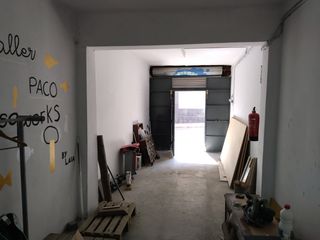 Local Comercial  Carrer de rubió i ors. Local comercial en venta – 150 m²  c/ rubio i ors a pie de calle