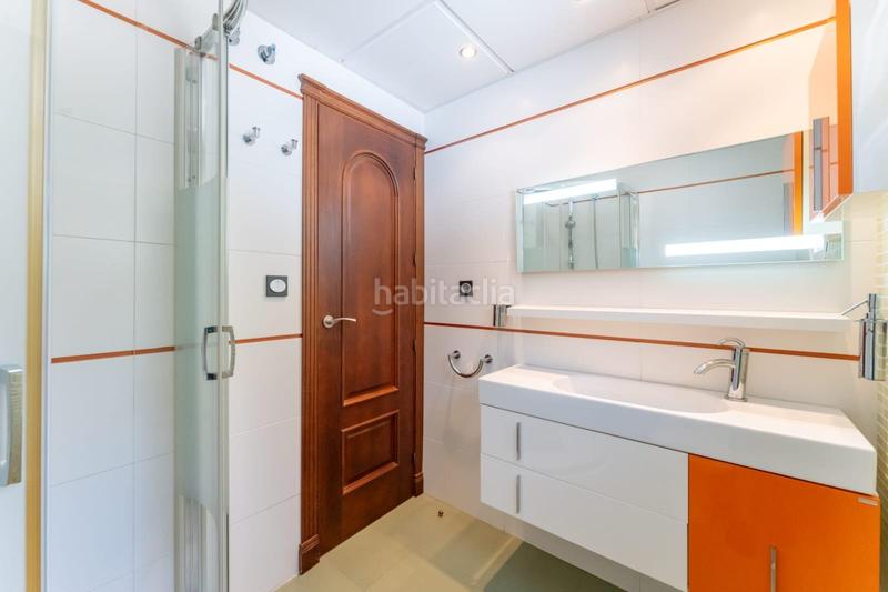 Foto 46b85ec3-c61f-43bb-952c-21240f4e36f0. Lloguer casa aparellada amb aparcament piscina a Benalmádena