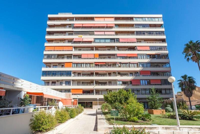 Foto 67696f55-99ef-4a09-9b88-87b11d2d3228. Flat with pool in El Bajondillo Torremolinos