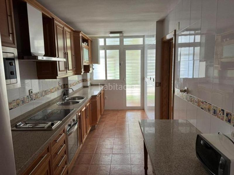 Foto 9522becf-7035-42b6-9ade-7c9ec8f95aa4. Etagenwohnung mit parking in La Carihuela - Los Nidos Torremolinos