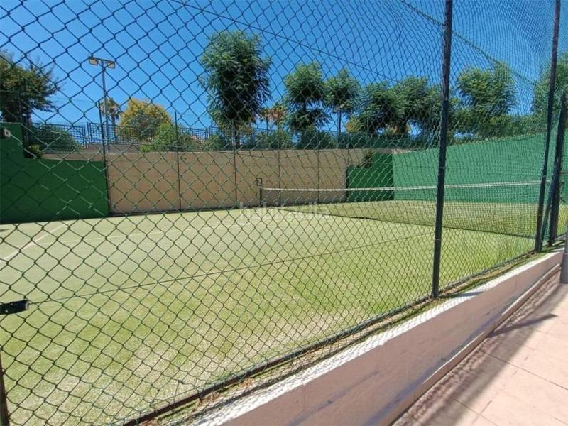 Foto d6636ac8-5404-4c91-aaa6-25b11b95fea5. Piso amplio piso con licencia turística, dos terrazas y zonas premium en El Pinillo en Torremolinos