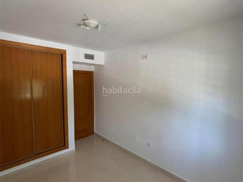 Foto e6f2cc40-c980-425a-9e25-1694e1a175a9. Piso amplio piso con licencia turística, dos terrazas y zonas premium en El Pinillo en Torremolinos