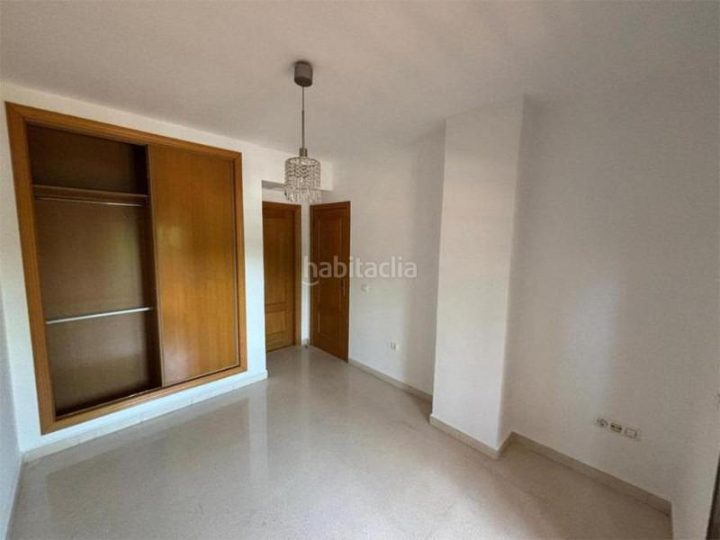 Foto ea0a55fa-484d-4702-8468-d05362ee15fe. Piso amplio piso con licencia turística, dos terrazas y zonas premium en El Pinillo en Torremolinos