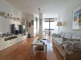 Appartement à Playa de los Boliches. Piso amplio con piscina, garaje y terraza  a 5 min de la playa e