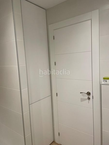 Foto 68be59b4-dec9-48b9-b4aa-1a21479eb9e7. Estudi amb calefacció aparcament piscina a El Bajondillo Torremolinos