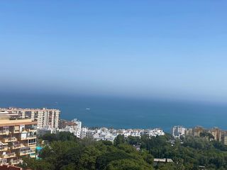 Estudi a Parque de la Paloma. Oportunidad   venta  estudio con vistas al mar  edificio hercule