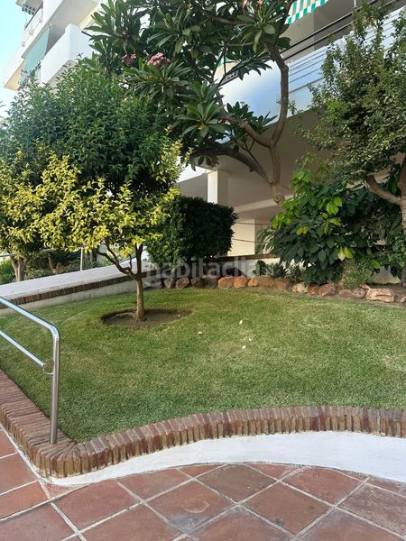 Foto 1d6dcea7-c356-4d06-8bd7-e367ec903806. Pis amb aparcament piscina a La Carihuela - Los Nidos Torremolinos