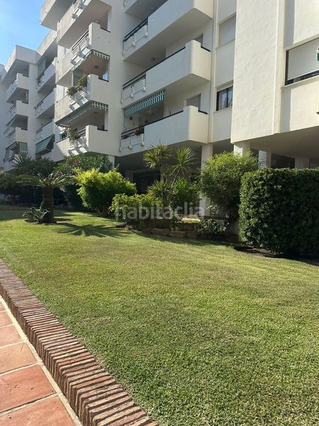Foto 227901d0-b151-4ad2-91db-6bcb484bacb5. Pis amb aparcament piscina a La Carihuela - Los Nidos Torremolinos
