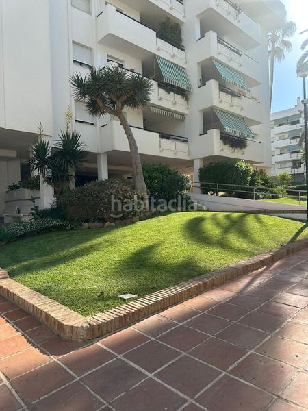 Foto 6ad22a2b-6691-41de-9f8c-bb545e2fded1. Pis amb aparcament piscina a La Carihuela - Los Nidos Torremolinos