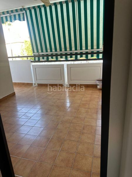 Foto 90e1f97d-4ba4-4d24-be8d-cf6a89945b2e. Pis amb aparcament piscina a La Carihuela - Los Nidos Torremolinos