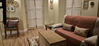 Rent Apartment  Calle de camas. Moderno apartamento en alquiler en málaga a un paso de la calle