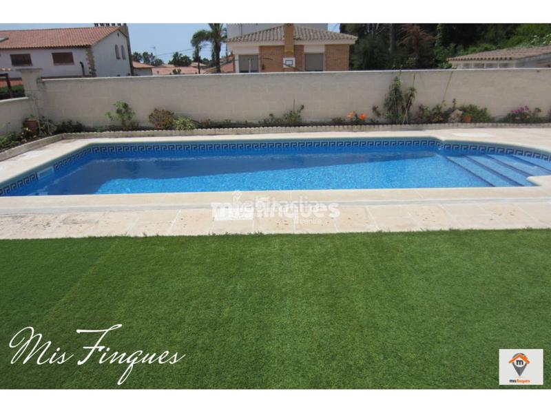 Foto 4b99f70b-b482-442f-88e1-b127e39a099b. Haus mit pool in Els Masos - Els Garrofers Coma-ruga