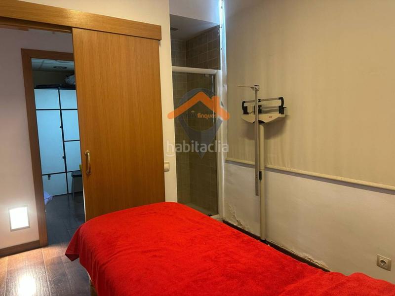 Foto 68aa9383-c688-4635-9025-d6e1f204c53f. Local comercial a Centre Sabadell