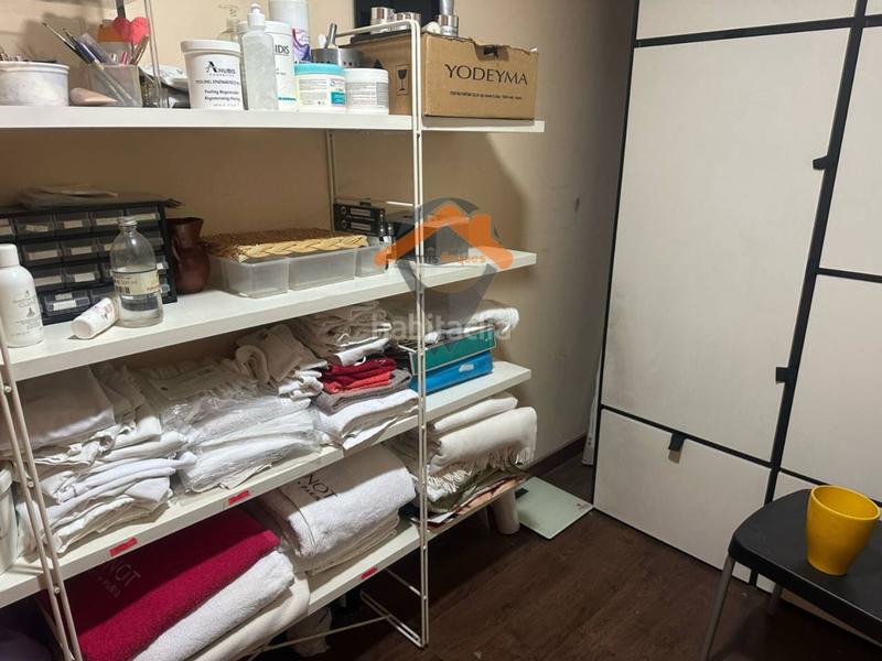 Foto c80115a0-da0e-4c94-9cf3-641cd80a5dd6. Local comercial a Centre Sabadell