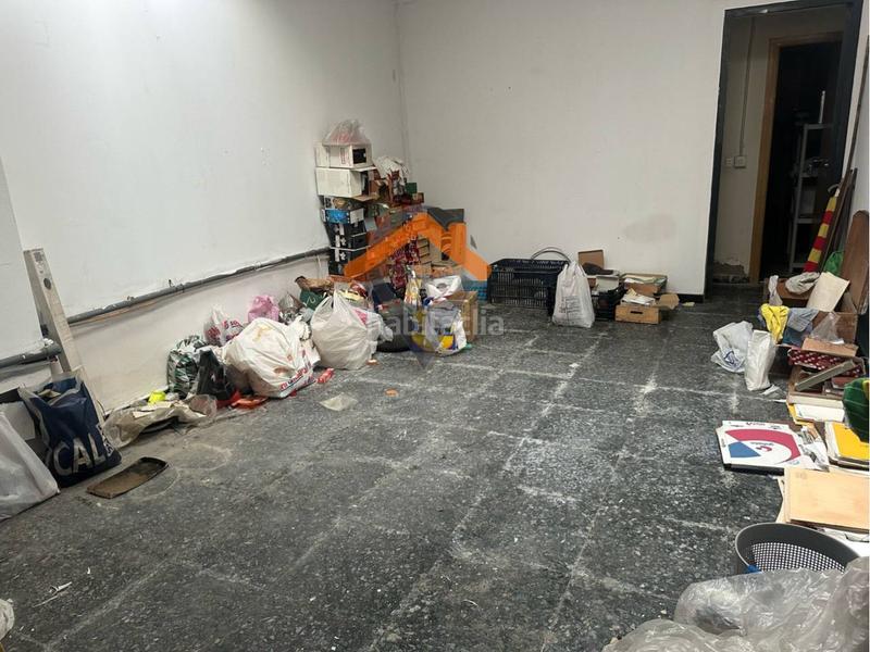 Foto 2849d318-289d-494e-8f2c-cb81f7f803be. Lloguer local comercial a Centre Sabadell