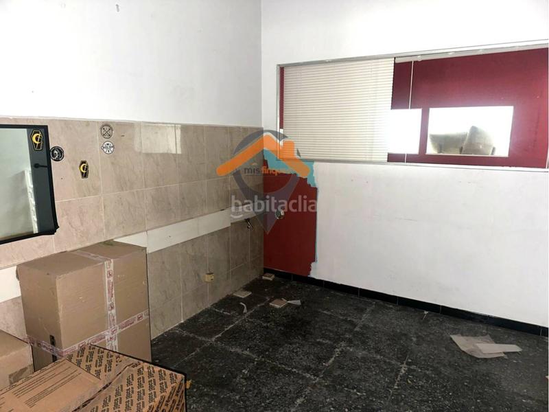 Foto 7330de3e-e81e-4e69-87a3-9909bc2263f6. Lloguer local comercial a Centre Sabadell