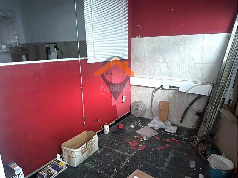 Foto ac263d88-17bd-478e-a4e8-302d5318915a. Lloguer local comercial a Centre Sabadell