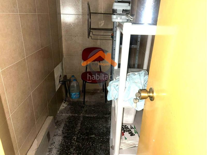 Foto ce77fc94-0ede-46ea-a519-63e2d919582d. Lloguer local comercial a Centre Sabadell