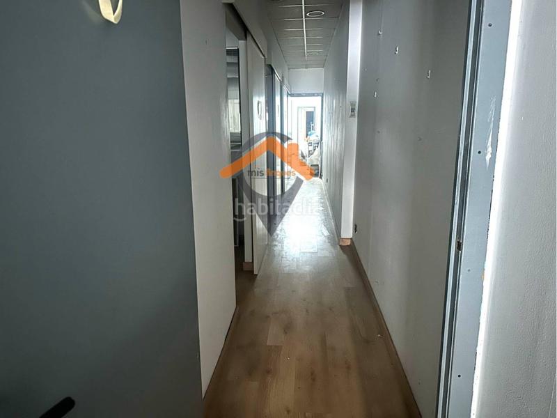 Foto d6597c89-4412-4554-8a53-e32c0f533abf. Lloguer local comercial a Centre Sabadell