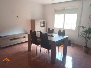 Pis  Corneli nepos. Piso reformado de 3 habitaciones!!