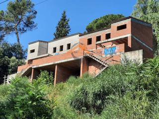 Maison jumelée  Olesa. Chalet adosado en venta en vacarisses
