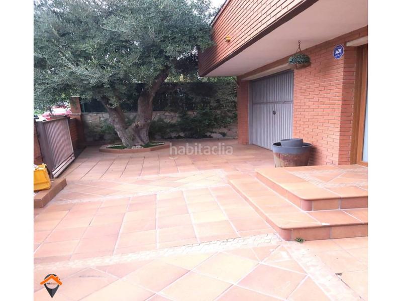 Foto 2fd6cfef-3b0d-49c7-a91e-7d7d71638237. Maison avec chauffage parking piscine dans Can Serra Barberà del Vallès