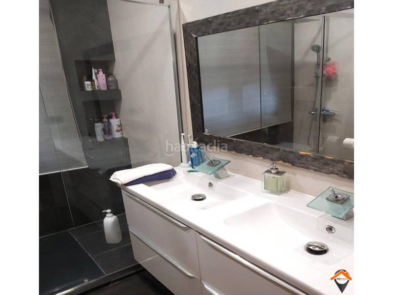 Foto b453a48a-43cd-49c3-b944-a2b9694201fc. Maison avec chauffage parking piscine dans Can Serra Barberà del Vallès