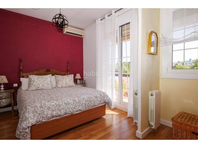 Foto 09e033a5-7420-4510-92b5-890da83c004d. Casa amb calefacció aparcament piscina a Centre Sant Quirze del Vallès