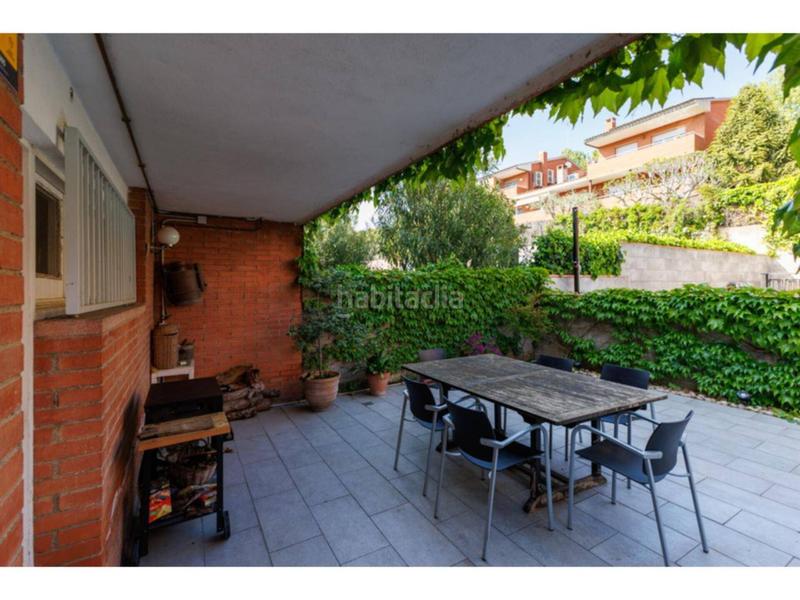 Foto 192e7890-b6eb-42d8-9087-eac53cc6e6b1. Casa amb calefacció aparcament piscina a Centre Sant Quirze del Vallès