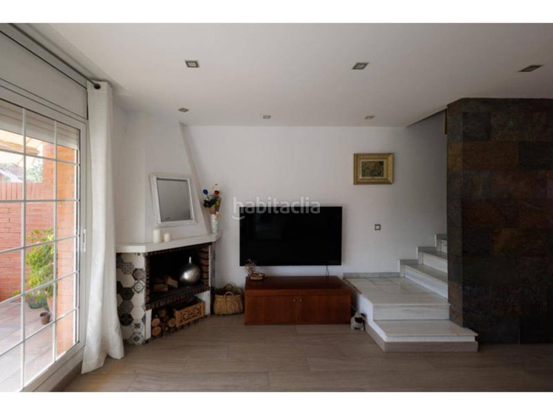 Foto 4a08d994-1e35-4869-a2f6-5fce1f46a2df. Casa amb calefacció aparcament piscina a Centre Sant Quirze del Vallès