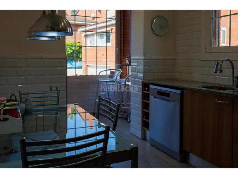 Foto 7a09b4bb-518a-4068-ad83-eb707be118dc. Casa amb calefacció aparcament piscina a Centre Sant Quirze del Vallès