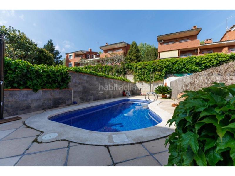 Foto e8446fa8-5390-4951-81b3-23829d6b981a. Casa amb calefacció aparcament piscina a Centre Sant Quirze del Vallès
