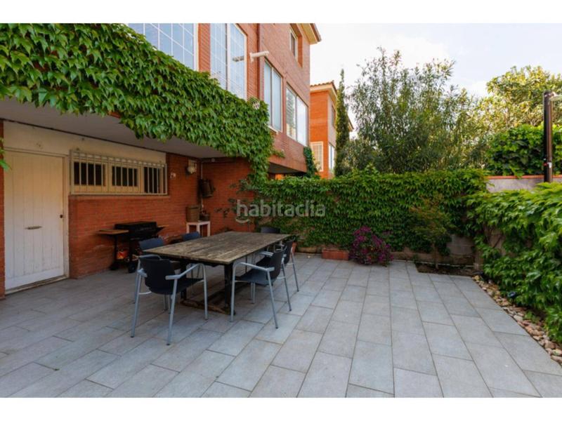 Foto f3023a9f-f294-41aa-af60-abcb710f0c70. Casa amb calefacció aparcament piscina a Centre Sant Quirze del Vallès