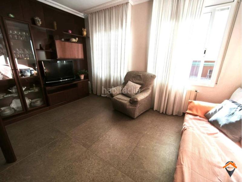 Foto 6927f02e-99b1-4cf4-abc2-5d19bf87ca24. Etagenwohnung mit heizung in Les Termes Sabadell