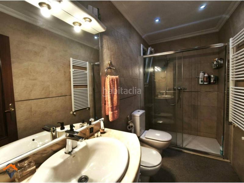 Foto ecc4f66b-1814-4c12-ac72-5572f1213100. Etagenwohnung mit heizung in Les Termes Sabadell