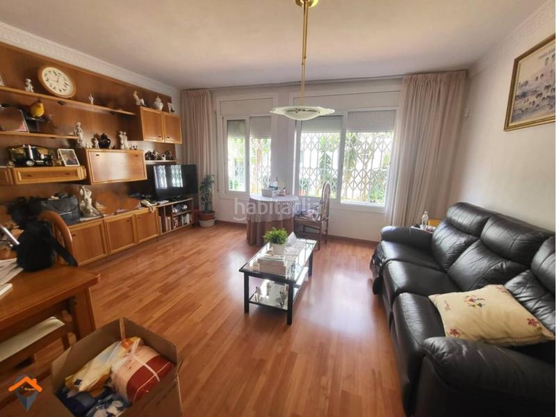 Foto 53f5c4ca-4270-48d9-b53c-bee3a83306f7. Piso entresuelo exterior y soleado en Les Termes!!! en Sabadell