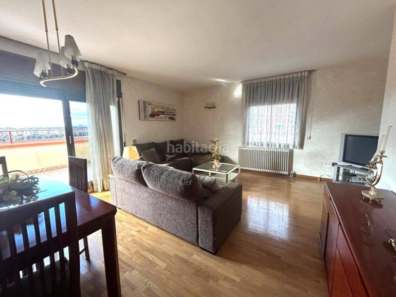 Foto 7d799adb-e870-4d5c-b94f-e2ade39b5925. Àtic amb calefacció aparcament a Ca n'Oriac Sabadell