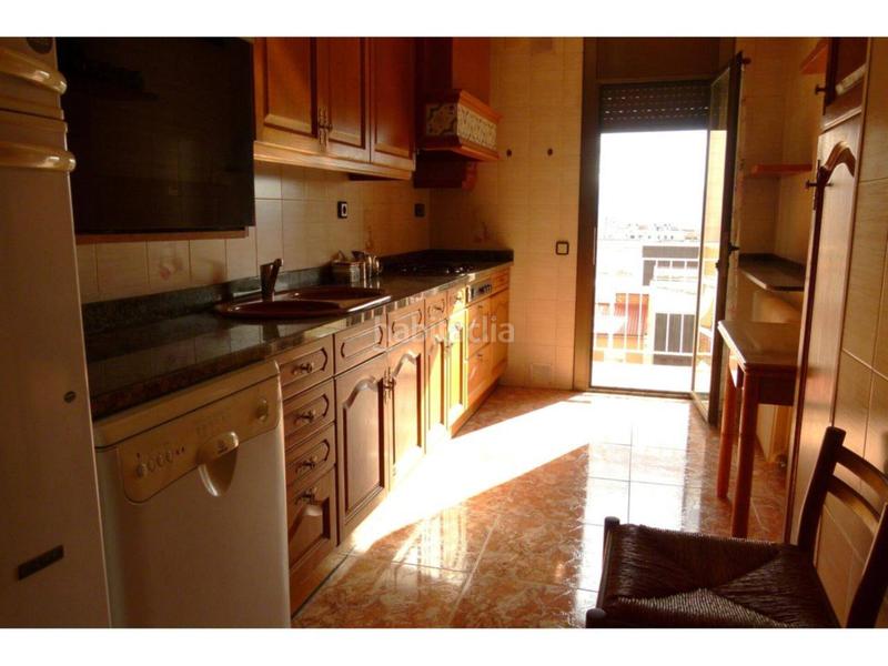 Foto c2ca2341-c3f9-4dd7-8db0-67630a262a6f. Àtic amb calefacció aparcament a Ca n'Oriac Sabadell