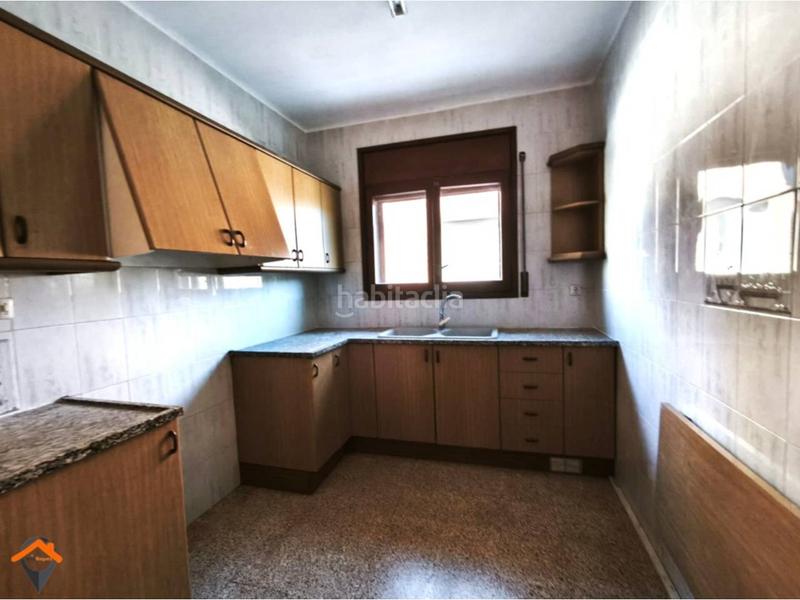 Foto 48cb9139-132e-4d64-bd95-20bde4be85ad. Haus mit heizung parking in Torre-romeu Sabadell