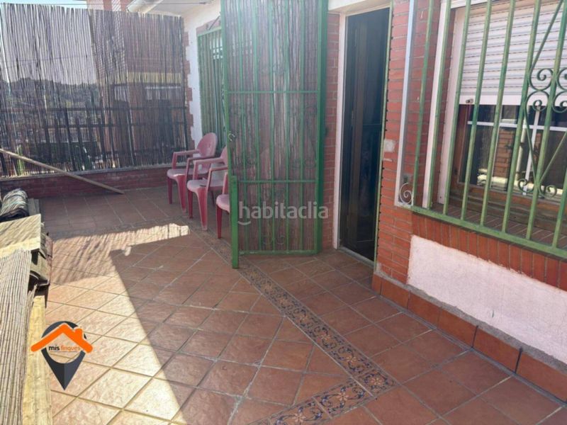 Foto b8bb073d-f5f1-4774-8702-602f07873178. Casa amb calefacció aparcament piscina a Castellbisbal