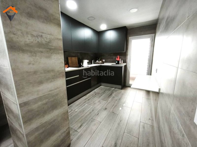 Foto 24a8e12f-0724-47f4-ae96-ca84c1fd4110. Pis amb calefacció aparcament a Eixample Sabadell