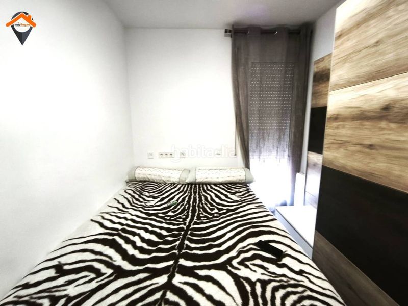 Foto f67d84ff-c980-47f3-98e5-c195784e2a06. Pis amb calefacció aparcament a Eixample Sabadell