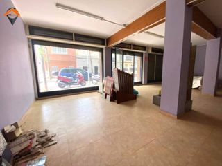 Lloguer Local Comercial  Calle saboneria. Local comercial luminoso y bien ubicado en barberà del vallès!!