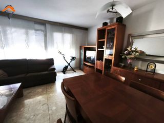 Etagenwohnung  Calle isla digna. Oportunidad, todo exterior!!! para entrar a vivir